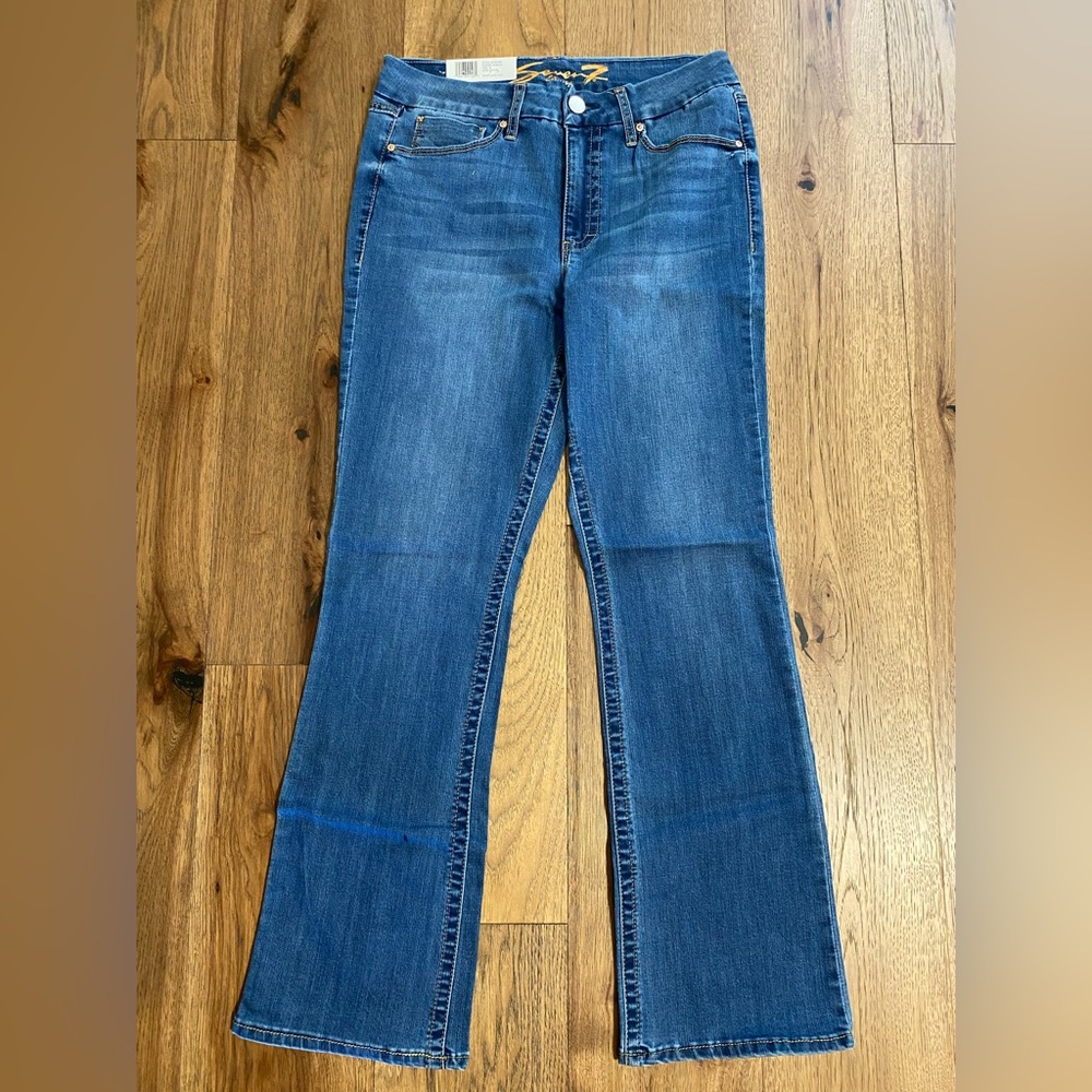 Seven7 Blue Tummyless Boot Jeans
3 Available